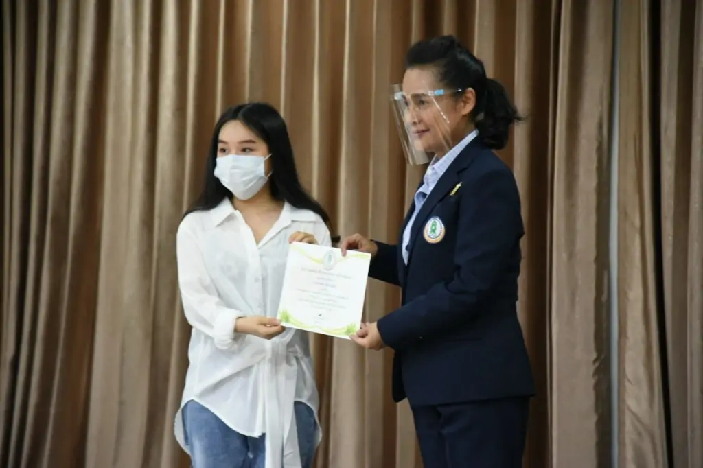  data-id=
